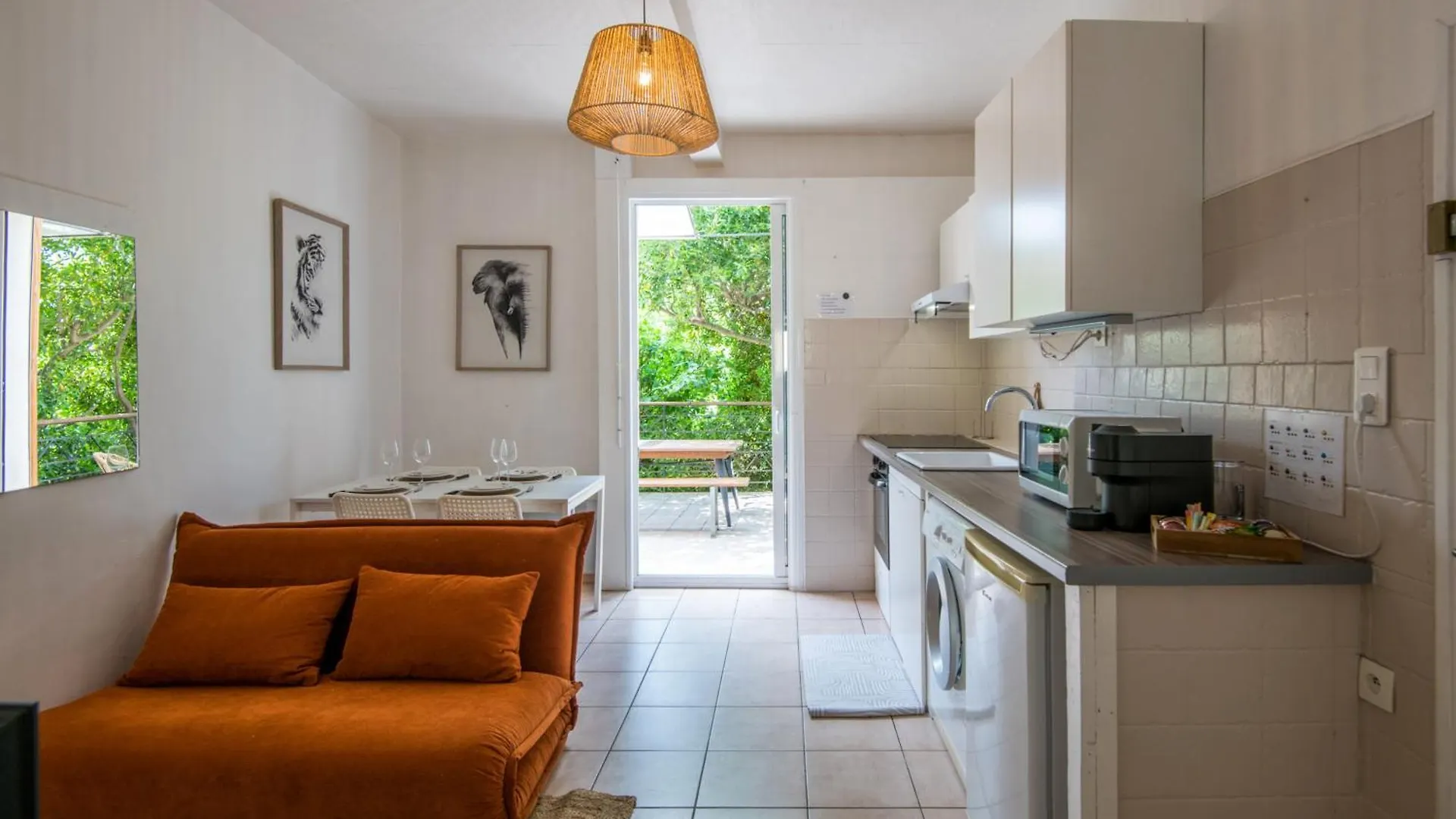 Apartment Le Canopee 3 Pers Appart F1 Terrasse Fibre Centre-Ville Millau France